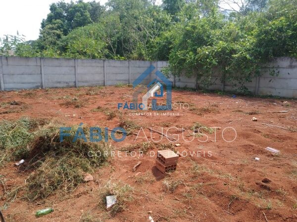 LOTE BAIRRO COLINA VERDE