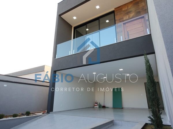 CASA BAIRRO COLINA DE SANTA BARBARA