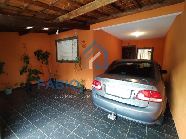 CASA BAIRRO COLINA VERDE